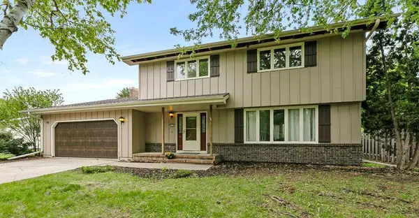 3667 Evergreen Road N, Fargo, ND 58102