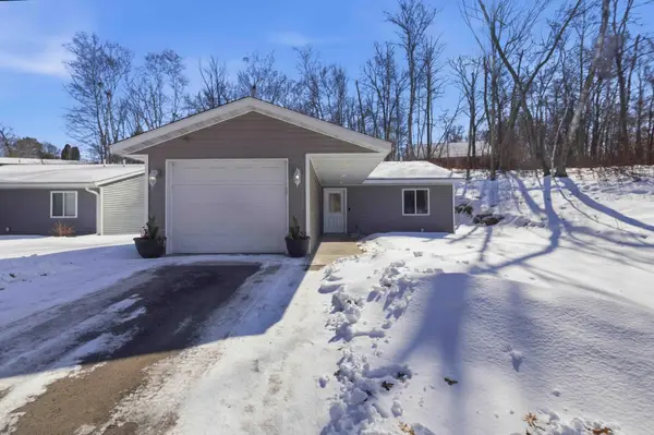 8445 Sparrow Drive, Pequot Lakes, MN 56472