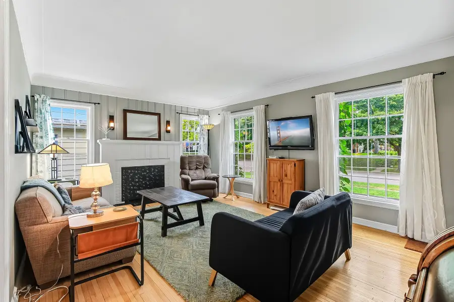 1392 Scheffer Avenue, Saint Paul, MN 55116 - #2