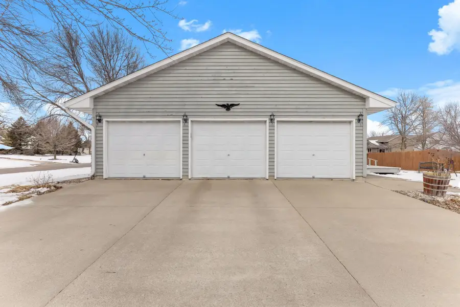 1005 9th Street Se, Waseca, MN 56093 - #3