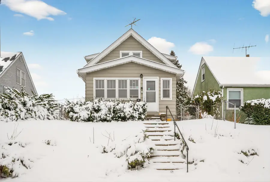 1128 Magnolia Avenue E, Saint Paul, MN 55106 - #3