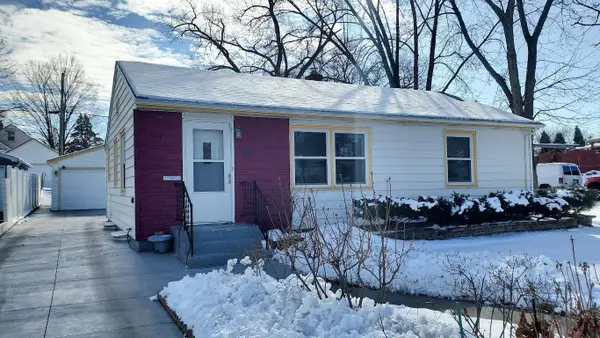 2156 Bush Avenue E, Saint Paul, MN 55119