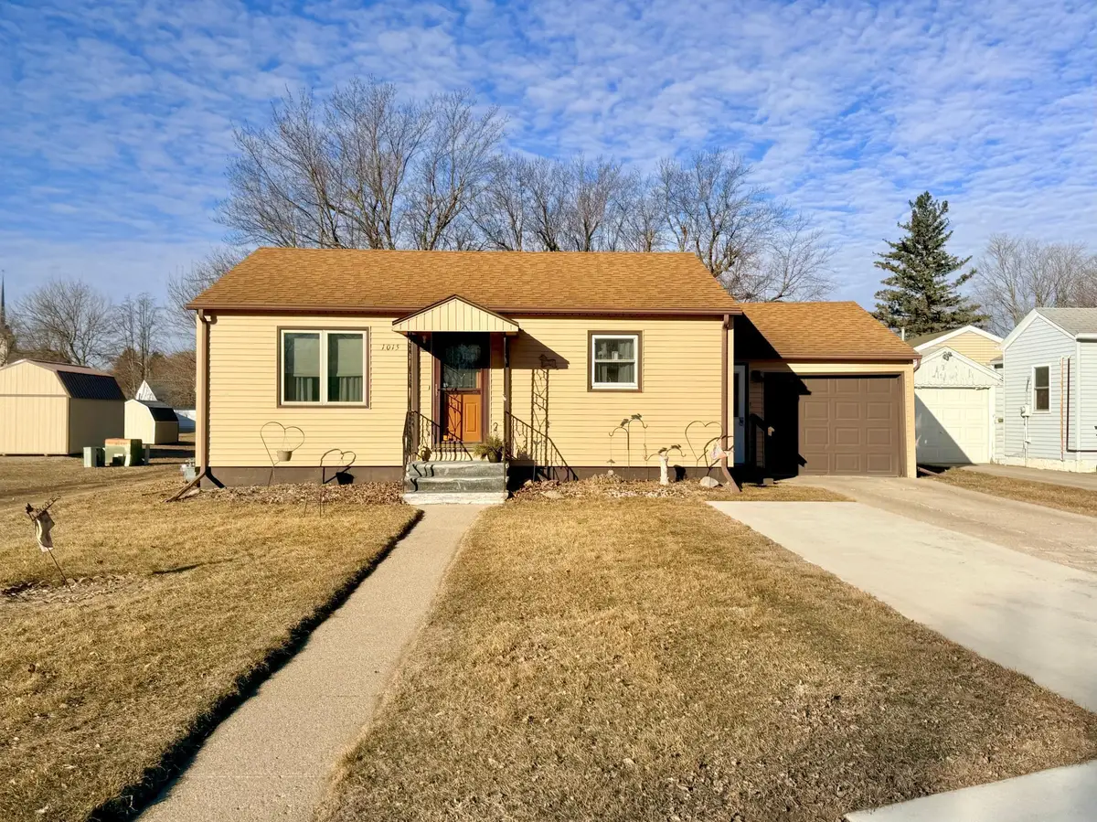 1015 Fredrick Avenue, Worthington, MN 56187 - #1