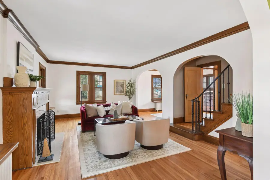 45 15th Avenue N, Hopkins, MN 55343 - #3