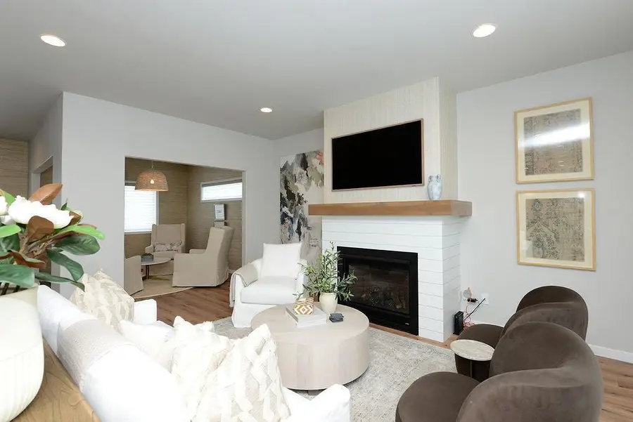 3707 Merrifield Drive S, Fargo, ND 58104 - #3