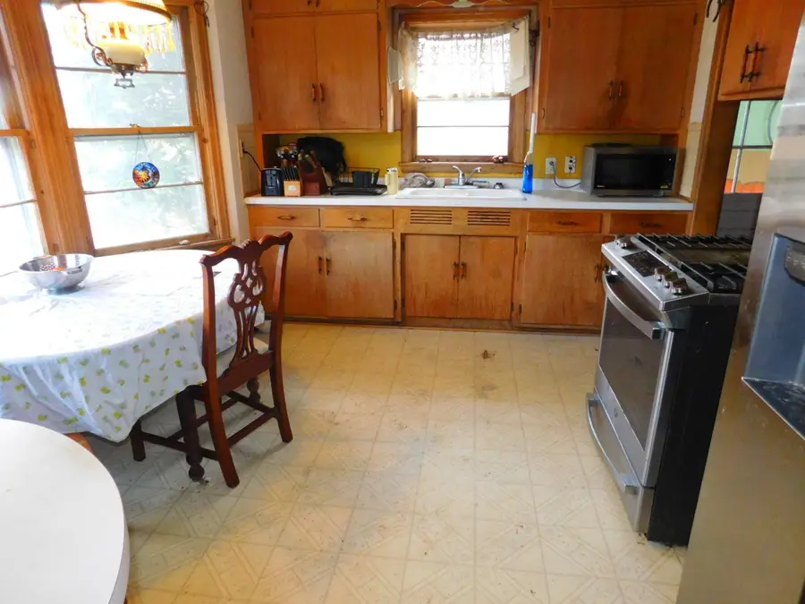 3675 White Bear Avenue N, White Bear Lake, MN 55110 - #3