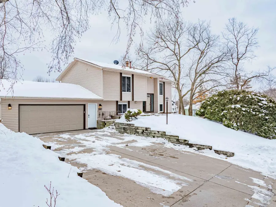 110912 Von Hertzen Circle, Chaska, MN 55318 - #3