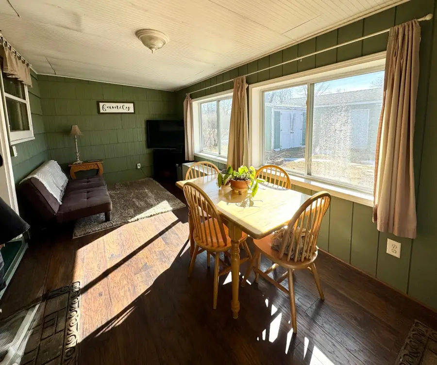 402 E Walnut Street, Redwood Falls, MN 56283 - #2