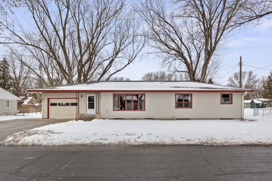 111 George Avenue E, Winsted, MN 55395 - #2