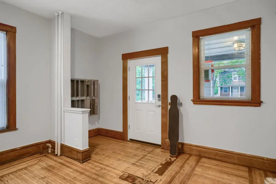 1316 7th Street Se, Minneapolis, MN 55414 - #2