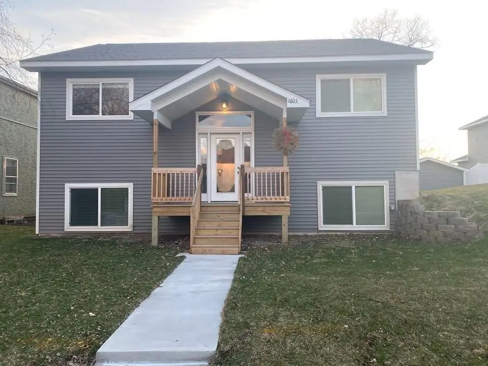 1603 Albemarle Street, Saint Paul, MN 55117 - #1