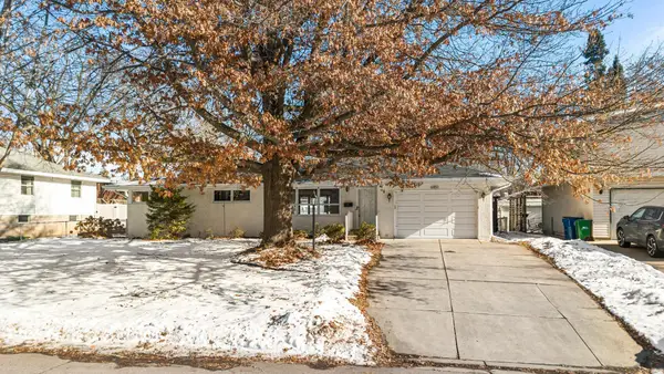 6851 7th Street Ne, Fridley, MN 55432