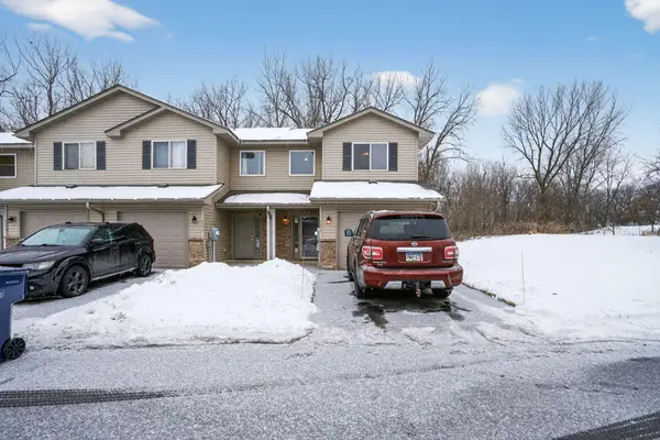 6375 13th Street N, Oakdale, MN 55128