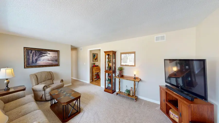 418 Ridge Road, Albert Lea, MN 56007 - #2