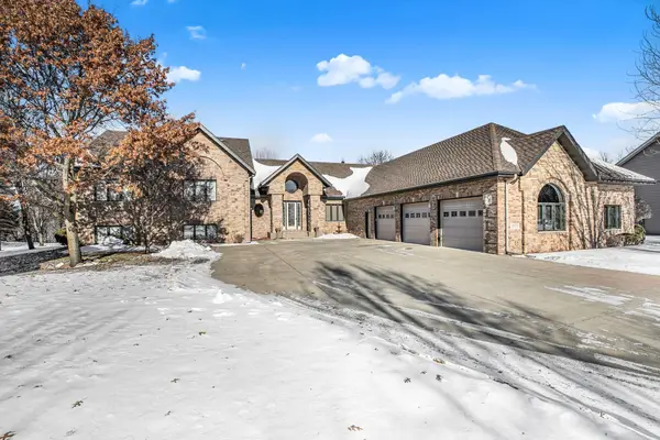 2177 Mill Pond Drive, Saint Cloud, MN 56303