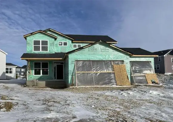 20300 Geneva Trail, Lakeville, MN 55044