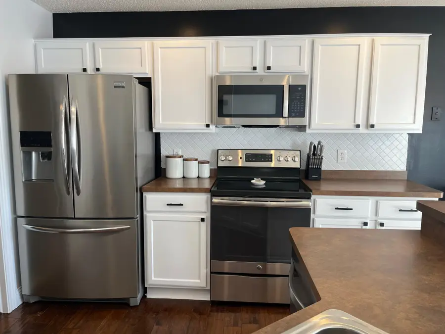 495 Pleasant Court, Chaska, MN 55318 - #3