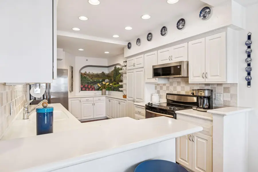 1235 Yale Place #1304, Minneapolis, MN 55403 - #3