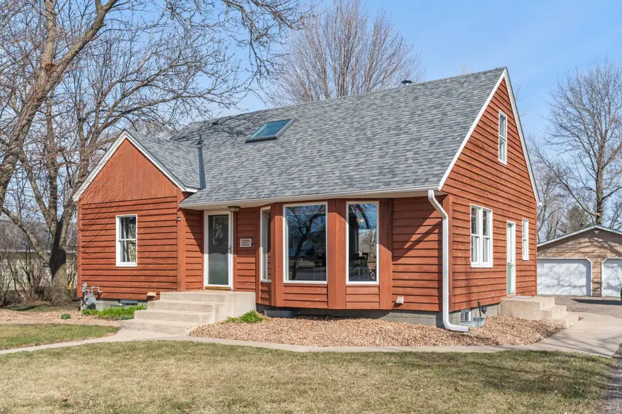 1116 Hoffman Street W, Cannon Falls, MN 55009 - #2