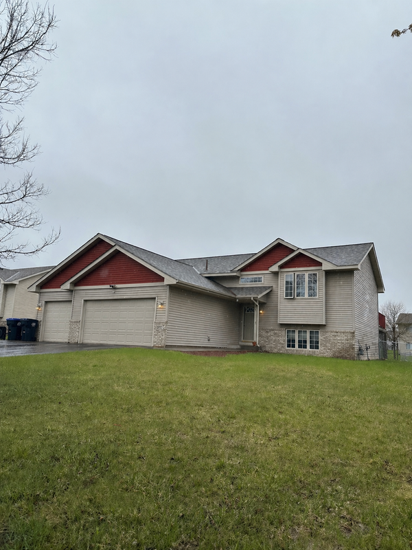 3727 Woodside Drive, Monticello, MN 55362