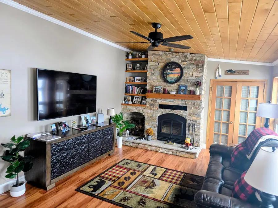 1892 Highway 11 E, International Falls, MN 56649 - #3