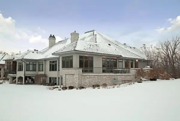 17882 Bearpath Trail, Eden Prairie, MN 55347