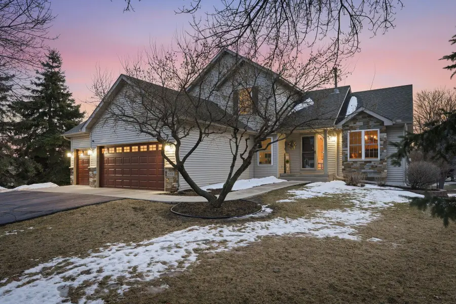 8564 Pine Court, Victoria, MN 55386 - #2