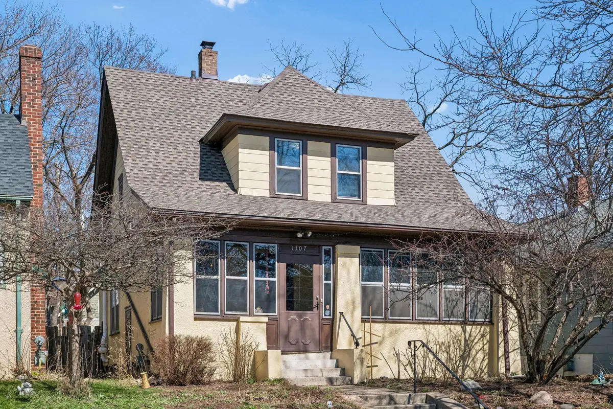 1307 Seminary Avenue, Saint Paul, MN 55104 - #1