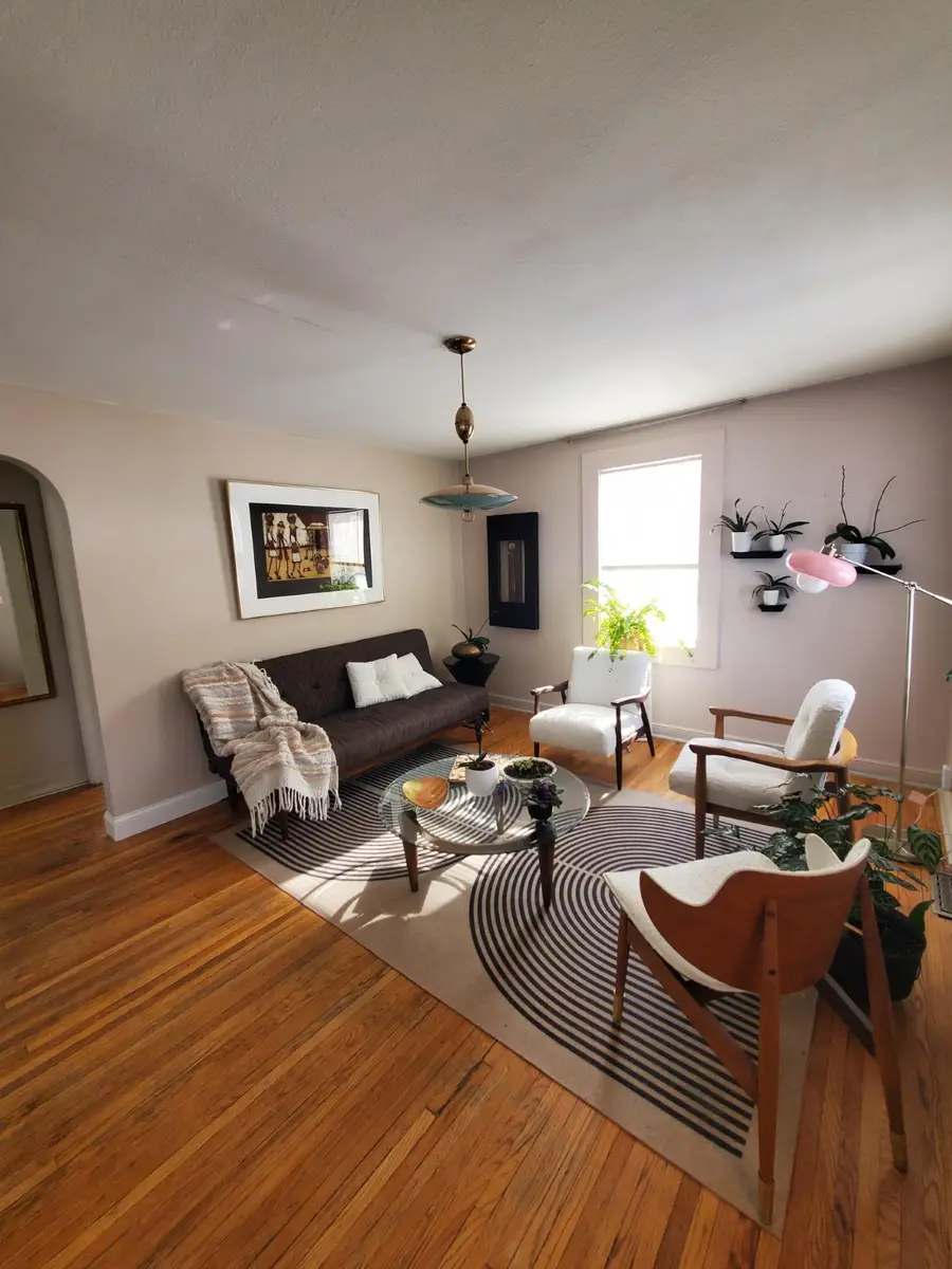 593 Grove Street Sw, Hutchinson, MN 55350 - #2