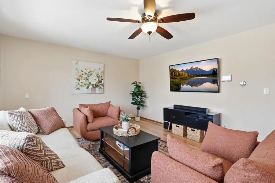 1412 10th Avenue W, Shakopee, MN 55379 - #3