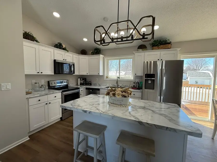 1940 La Casa Lane Se, Owatonna, MN 55060 - #3