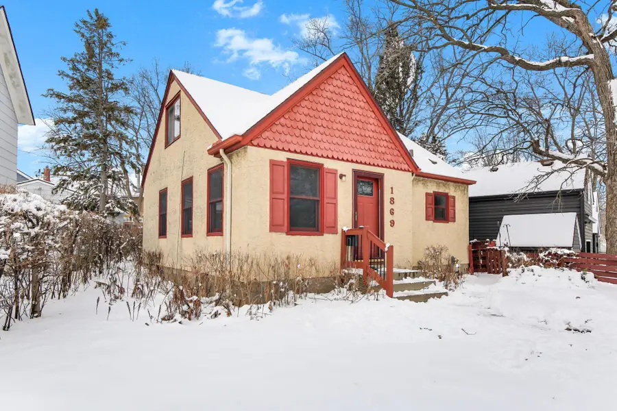 1869 Chelton Avenue W, Saint Paul, MN 55104 - #2