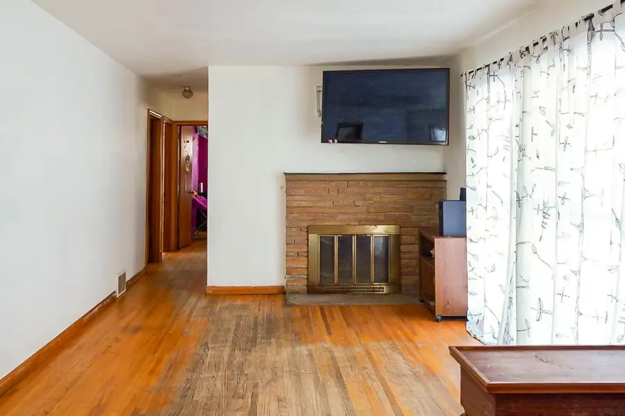 2201 54th Avenue N, Brooklyn Center, MN 55430 - #3