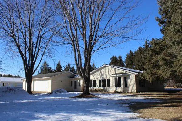 19043 80th Avenue, Milaca, MN 56353