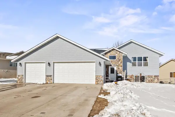 1204 Prairie Ridge Lane, Lester Prairie, MN 55354