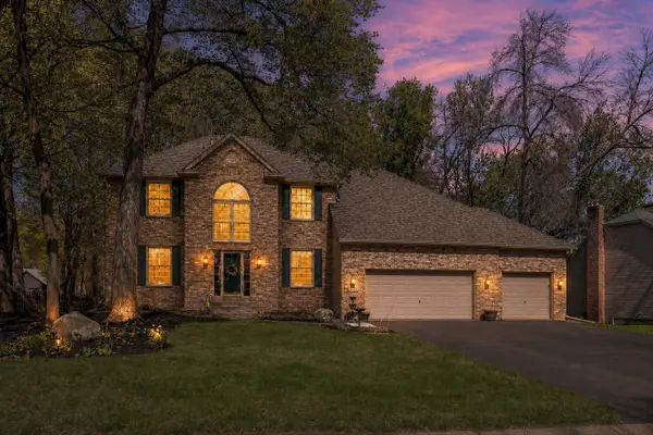 17126 New Market Drive, Eden Prairie, MN 55347