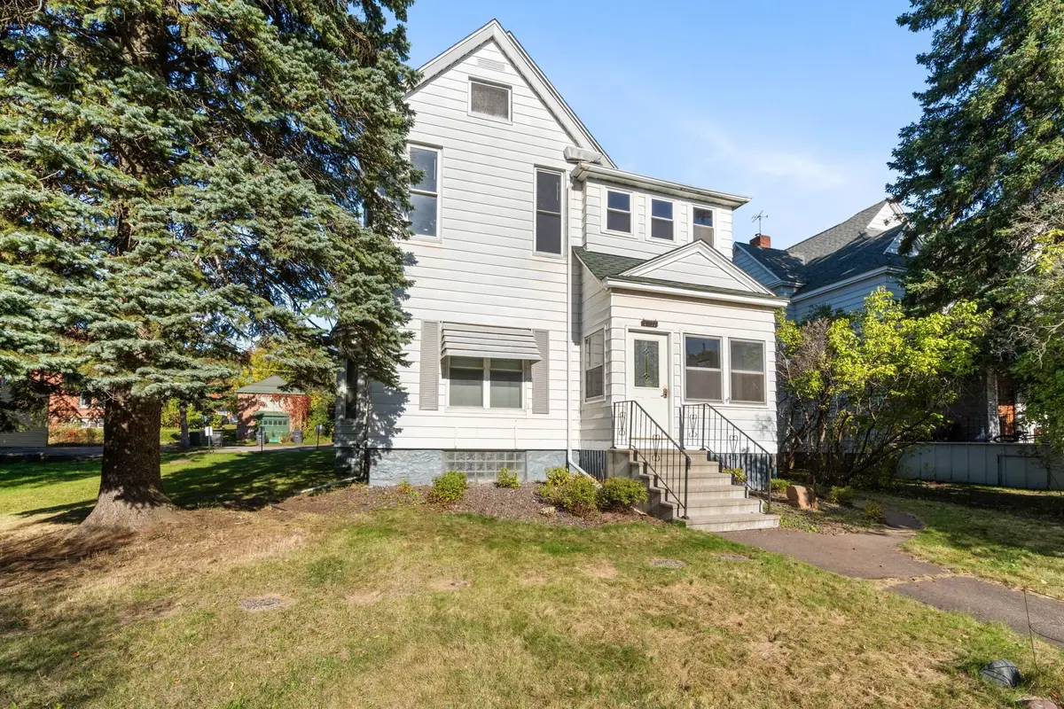 1211 E 1st Street, Duluth, MN 55805 - #1