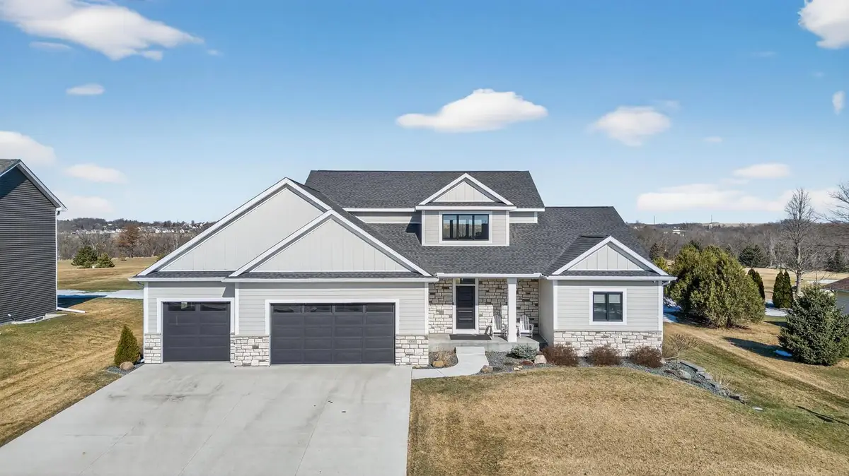 1730 8th Street Se, Pine Island, MN 55963 - #1