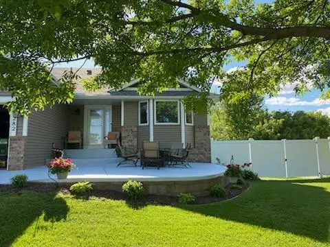 10282 Madison Street Ne, Blaine, MN 55434 - #2