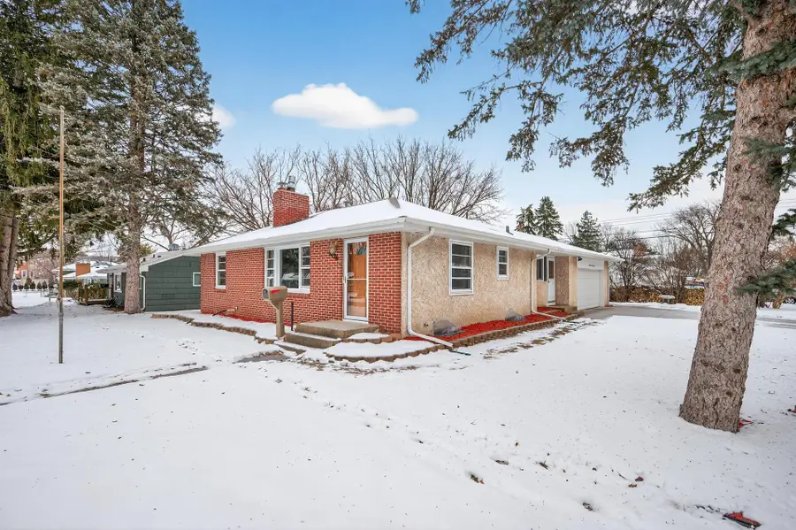 5426 Sumter Avenue N, New Hope, MN 55428 - #2