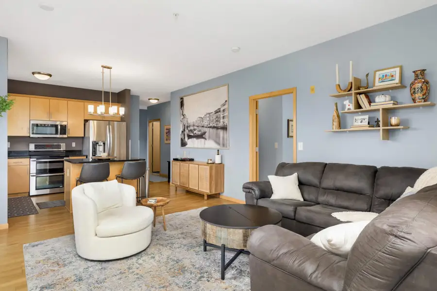 301 Oak Grove Street #414, Minneapolis, MN 55403 - #2