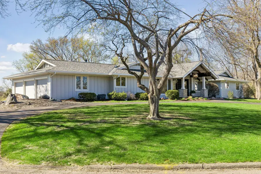 1155 Heritage Lane, Wayzata, MN 55391 - #3