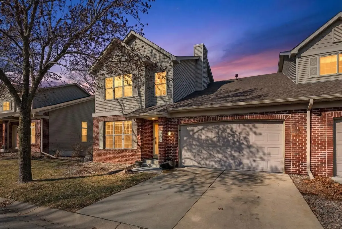 9634 Belmont Lane, Eden Prairie, MN 55347 - #1