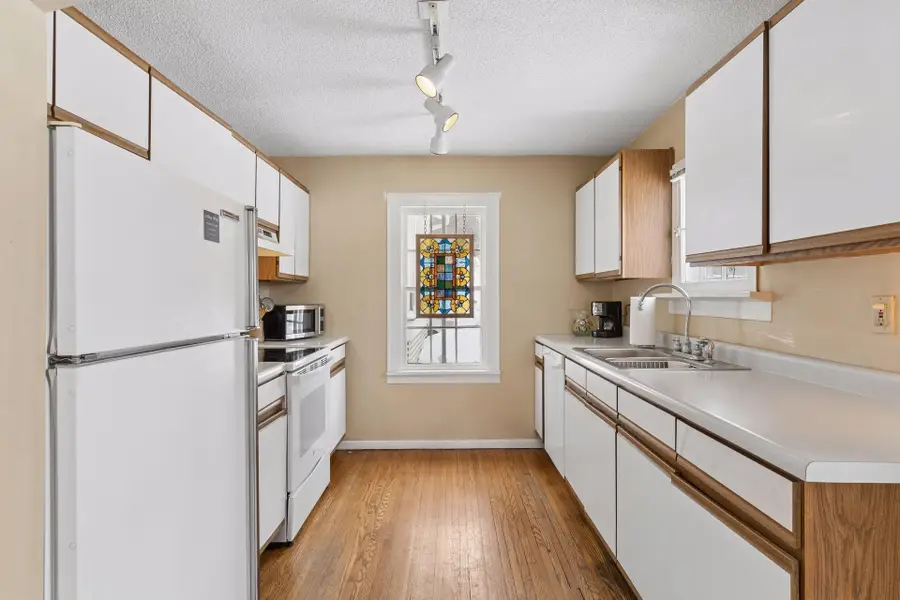 147 1st Street, Excelsior, MN 55331 - #3