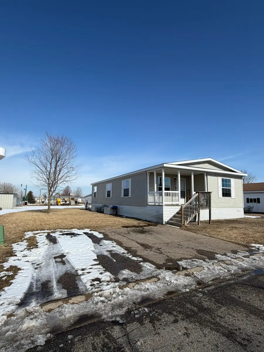 2022 Morgan Way, North Mankato, MN 56003 - #2