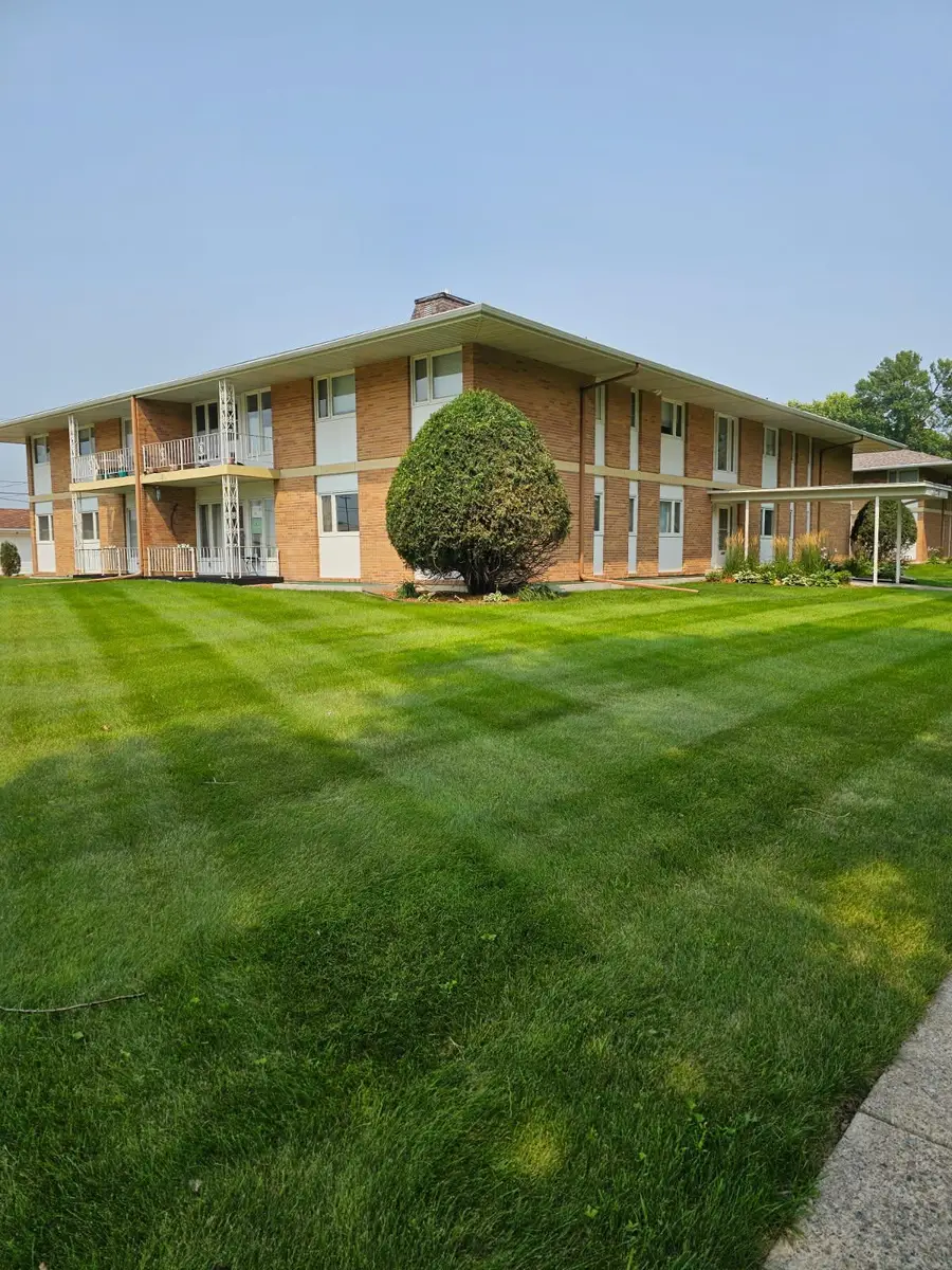 2711 12th Street S #2, Fargo, ND 58103 - #3