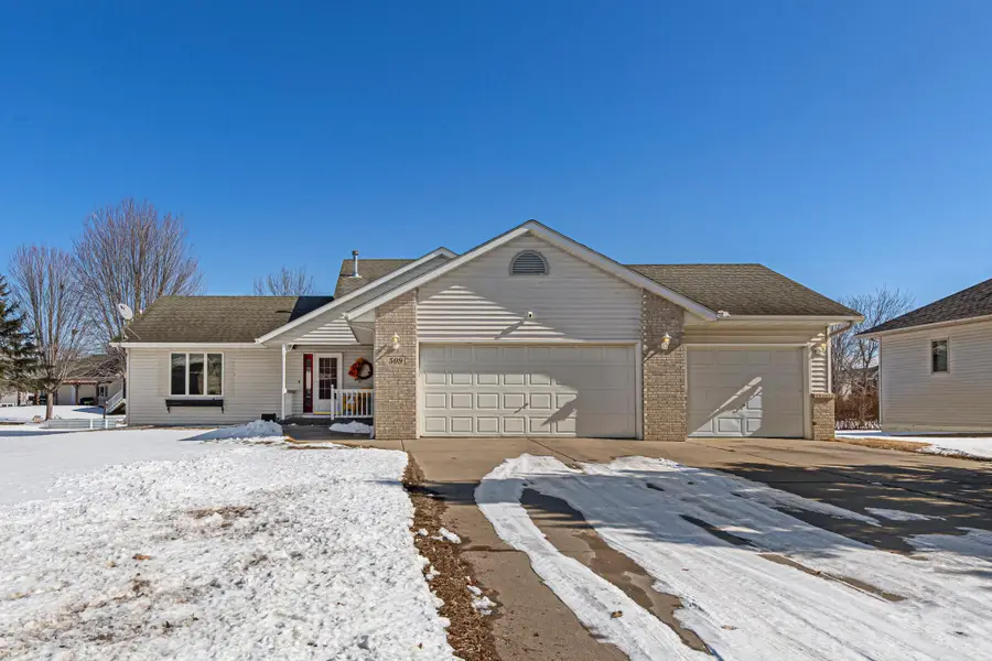 509 Chatfield Lane, Belle Plaine, MN 56011 - #2