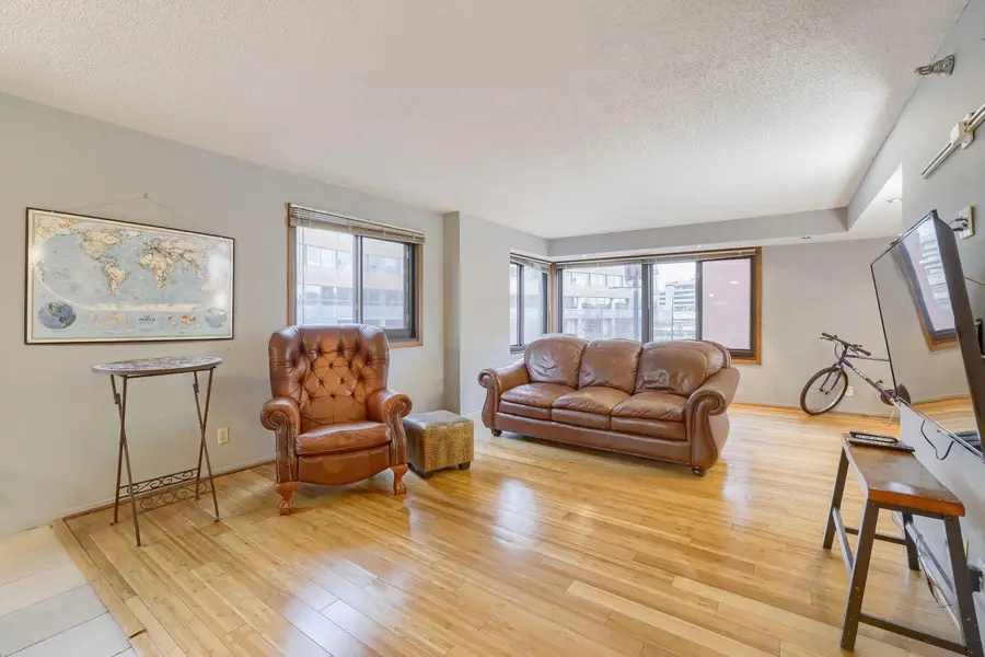 26 10th Street W #302, Saint Paul, MN 55102 - #3