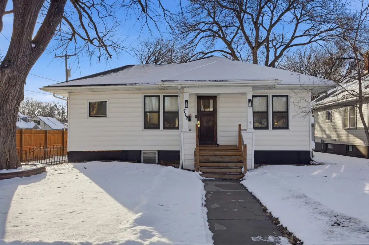 719 15th Street S, Fargo, ND 58103 - #1