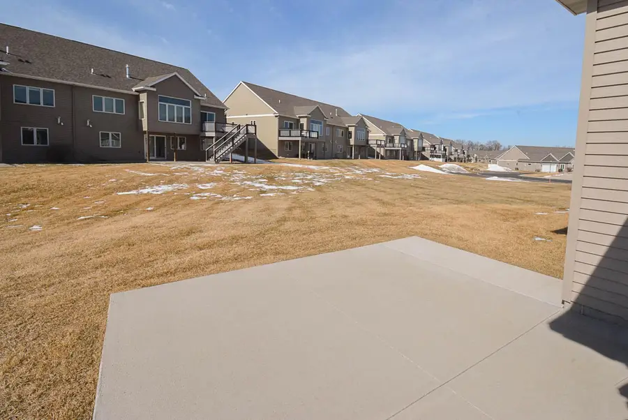 2945 Platinum Drive Ne, Rochester, MN 55906 - #2